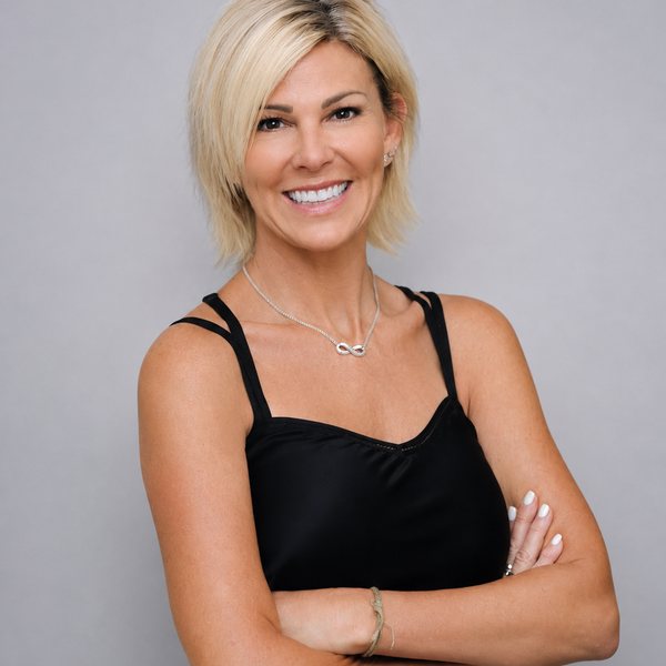 Holly Curtis